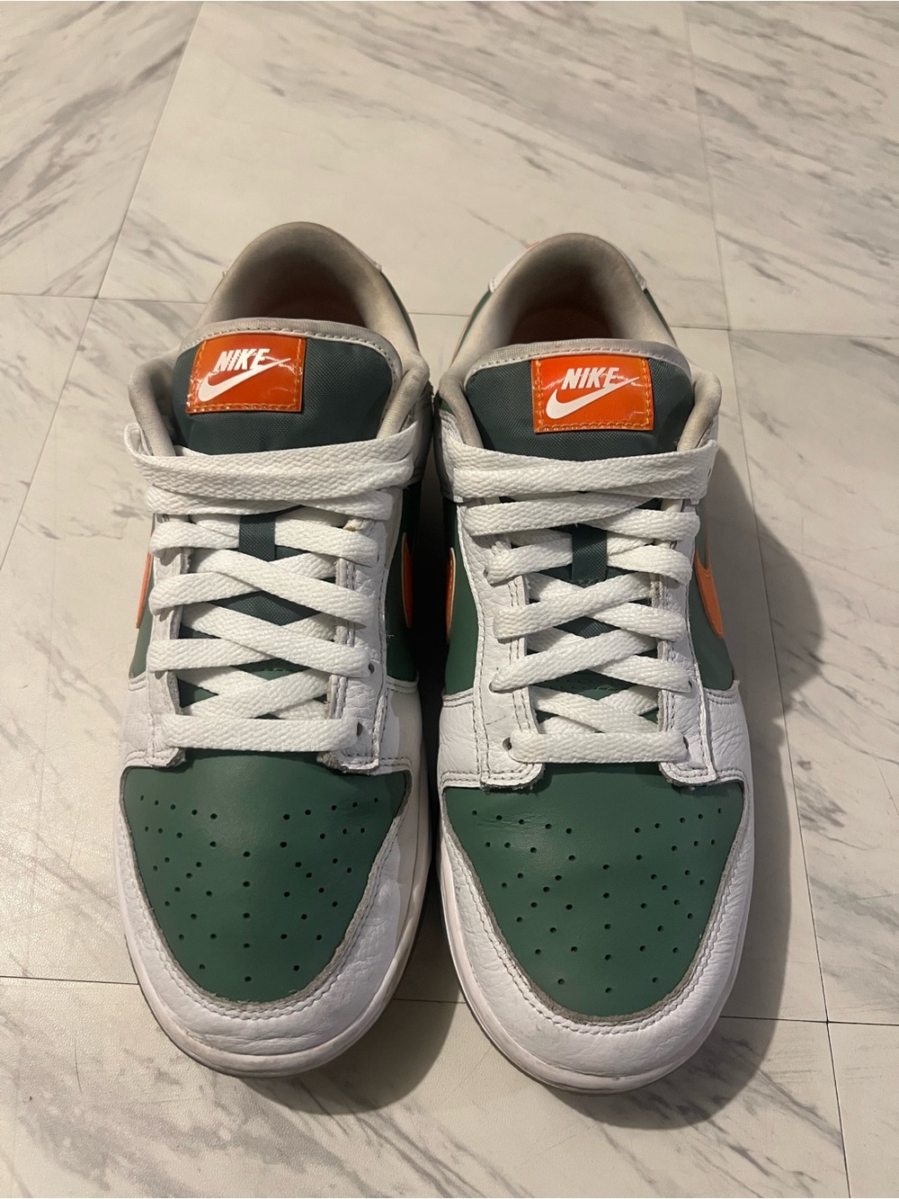 Nike Low-Top Sneakers in Green, White & Orange